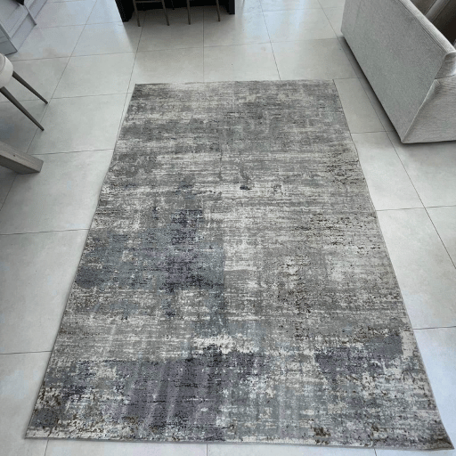a clean rug at home